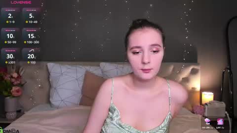 Snapshot of amydesiree chatting on 07-01-26, 01:40 Amy online show from 07-01-26, 01:40