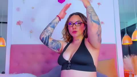 Amyevaans1 online show from 08-07-26, 03:08