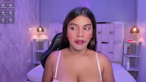 amyevan_ online show from 09-21-25, 09:38