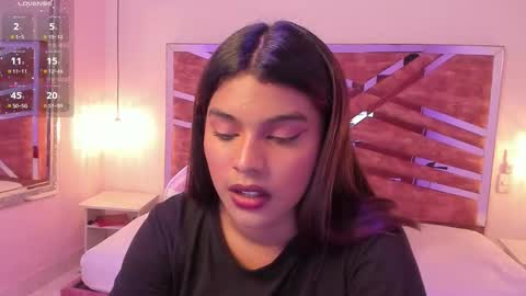 amyevan_ online show from 10-21-25, 08:53