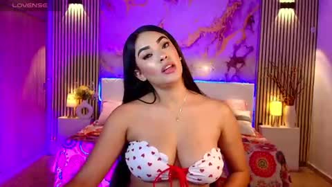 amyjohnsonn online show from 06-18-26, 06:02
