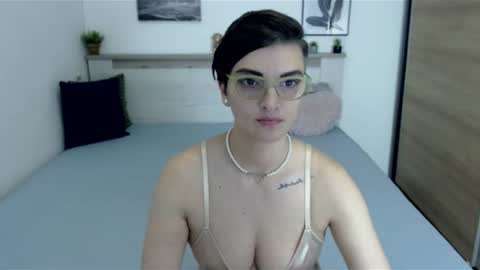 Snapshot of amylexy chatting on 06-23-26, 07:23 Hi there guys My pleasure in your hands pvt is open online show from 06-23-26, 07:23