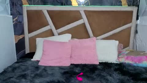 Amymersh online show from 06-27-26, 12:04