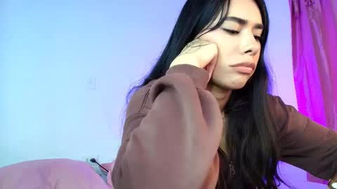 Amy ... Nice to meet u   thumb up me please its important online show from 04-22-26, 11:17