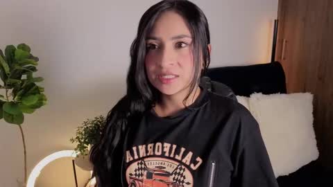 Aleja  online show from 11-24-25, 03:06