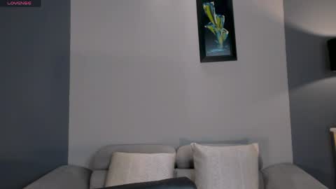 Snapshot of amyrosse_x chatting on 04-28-26, 12:10 AMY R online show from 04-28-26, 12:10