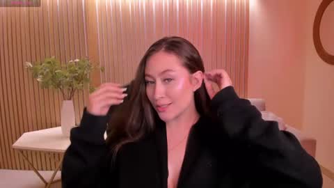 AMY R  online show from 07-05-26, 11:34