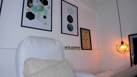 Amy online show from 01-17-26, 11:37