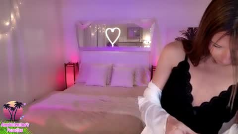  AmyValentine  online show from 11-19-25, 06:57