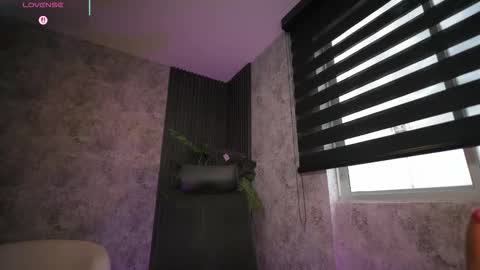 AMY WALKER online show from 02-21-26, 09:16