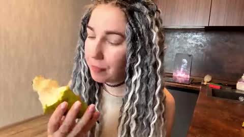 Amy online show from 03-03-26, 08:09