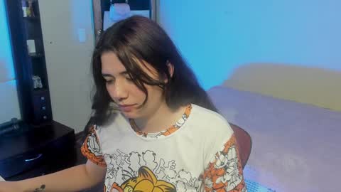 Snapshot of amywhitexxd chatting on 01-06-25, 03:53 AmyWhitexxd online show from 01-06-25, 03:53