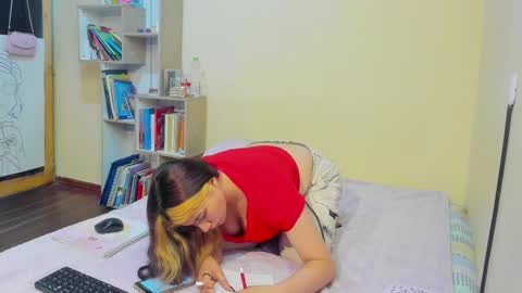 Snapshot of amywhitexxd chatting on 02-24-25, 11:52 AmyWhitexxd online show from 02-24-25, 11:52