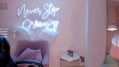    online show from 02-06-25, 07:13