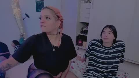 Collinns online show from 04-22-26, 03:57