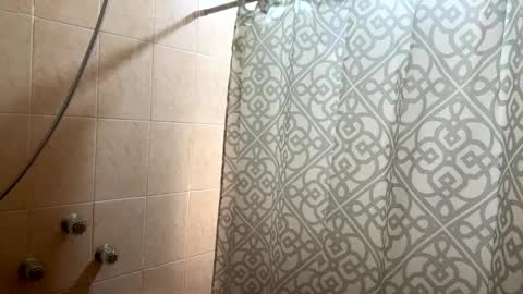 Snapshot of an_e333 chatting on 10-10-25, 10:31 an_e333 online show from 10-10-25, 10:31