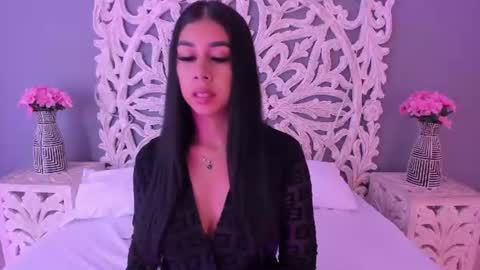 Ana Gonzalez online show from 06-27-26, 08:47