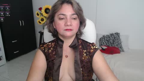 Snapshot of ana_hotmilfx chatting on 03-08-25, 10:02 ANA online show from 03-08-25, 10:02