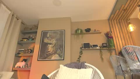 Ana Maria online show from 09-23-25, 10:57