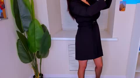 Ana online show from 11-21-25, 03:22