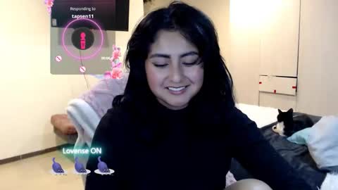 Ana Ricciardi online show from 12-17-25, 05:02