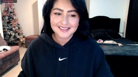 Ana Ricciardi online show from 12-20-25, 03:46