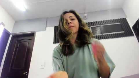 Ana  online show from 02-04-26, 11:27