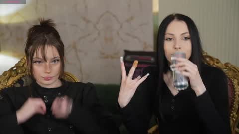 Sweet girls online show from 05-19-26, 10:43