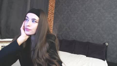 Snapshot of anabelblack chatting on 02-20-25, 06:02 Anna online show from 02-20-25, 06:02