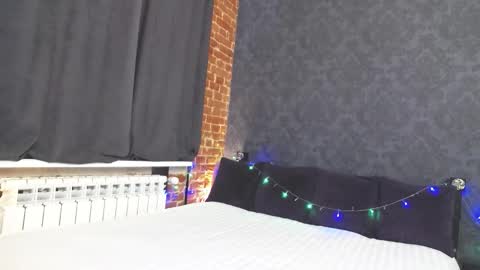 Snapshot of anabelblack chatting on 09-24-25, 10:51 Anna online show from 09-24-25, 10:51