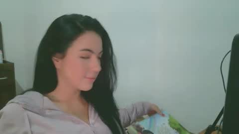 Snapshot of anabelenogueira1 chatting on 05-21-26, 12:12 anabelenogueira1 online show from 05-21-26, 12:12