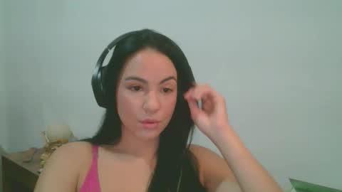Snapshot of anabelenogueira1 chatting on 05-24-26, 05:40 anabelenogueira1 online show from 05-24-26, 05:40