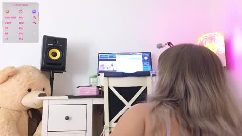 Annie  online show from 09-16-25, 11:55