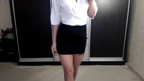 Snapshot of anabelsweet chatting on 02-11-25, 02:35 Milana online show from 02-11-25, 02:35