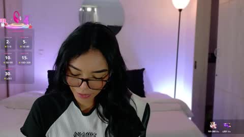 ANABEL WOLF  online show from 10-08-25, 04:59