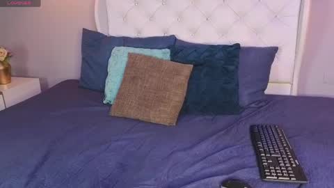 anabloom_ online show from 05-11-26, 07:11