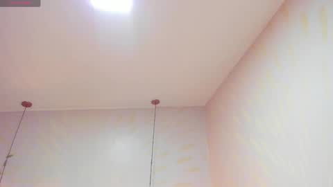 Snapshot of anaelle_bardin chatting on 04-23-26, 11:42 Anna online show from 04-23-26, 11:42