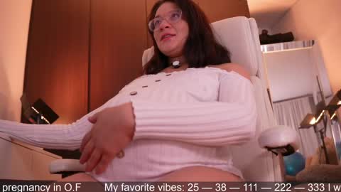 Snapshot of anah_ chatting on 05-05-26, 10:51 IG Soyanah online show from 05-05-26, 10:51