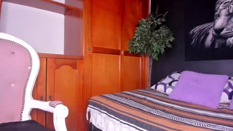 Anahi online show from 01-29-25, 03:01