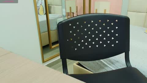 Anahi  online show from 12-01-25, 07:41