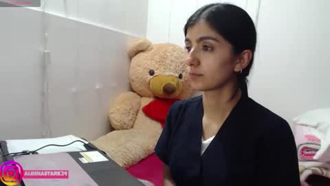 Snapshot of anahibrowns95 chatting on 10-17-25, 07:38 Anahi Browns online show from 10-17-25, 07:38