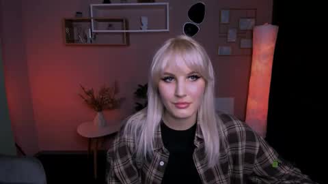 Snapshot of anais_boom chatting on 10-23-25, 07:56 Anais online show from 10-23-25, 07:56