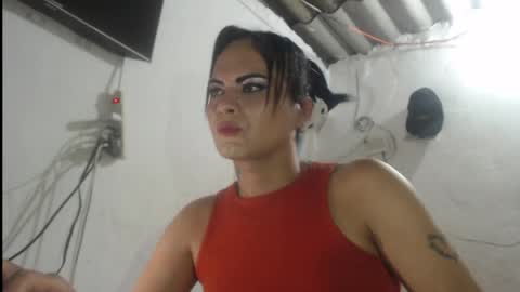 Analia smith online show from 04-17-26, 06:33