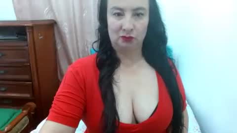 Snapshot of anamaria288 chatting on 07-01-26, 02:24 anamaria288 online show from 07-01-26, 02:24