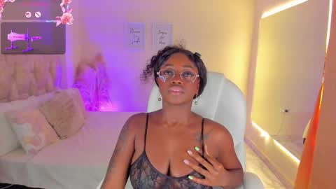 A N A  my connection hours are from 600 pm to 12 pm Colombian time online show from 05-27-26, 05:04