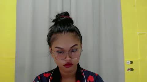 Snapshot of anaruru_ chatting on 12-14-24, 08:34 ANA online show from 12-14-24, 08:34