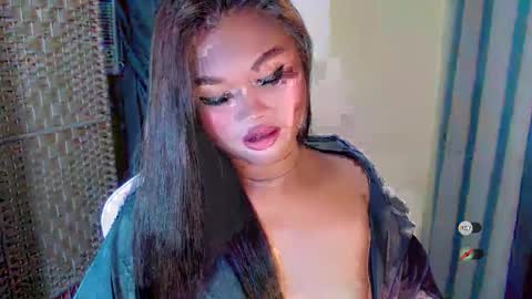 Snapshot of anaruru_ chatting on 11-10-25, 04:06 ANA online show from 11-10-25, 04:06