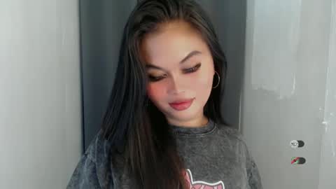 Snapshot of anaruru_ chatting on 05-20-26, 02:12 ANA online show from 05-20-26, 02:12