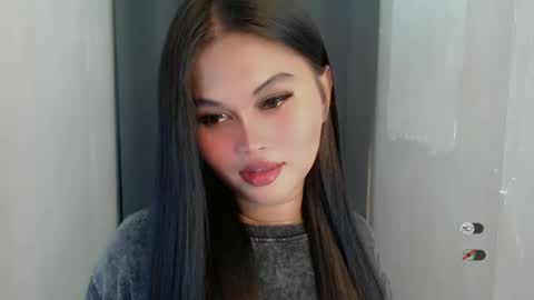 Snapshot of anaruru_ chatting on 05-21-26, 02:35 ANA online show from 05-21-26, 02:35