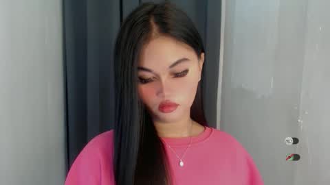 Snapshot of anaruru_ chatting on 06-10-26, 12:37 ANA online show from 06-10-26, 12:37